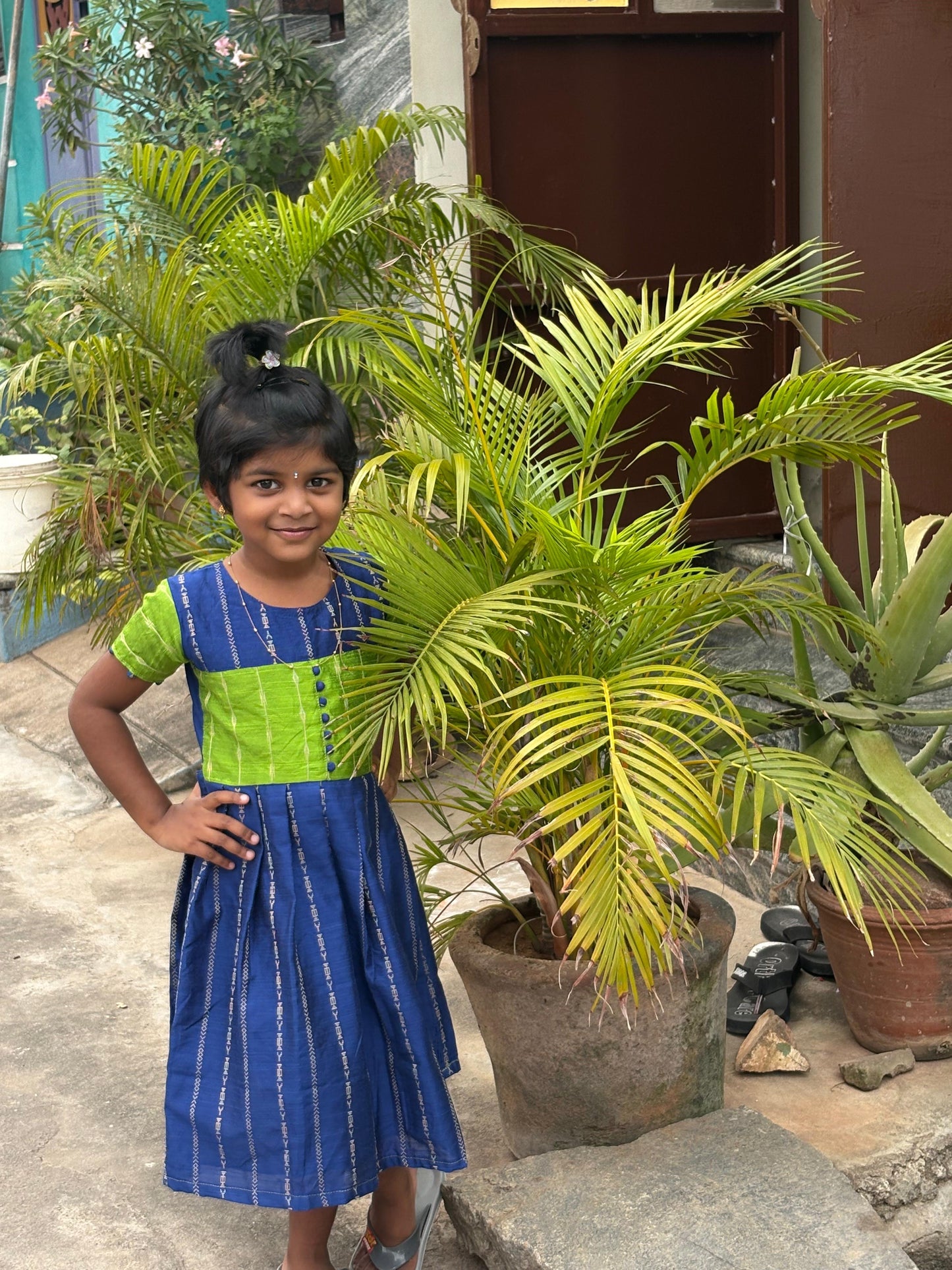 Kids Ethnic Frock - Raw silk with thread Zari