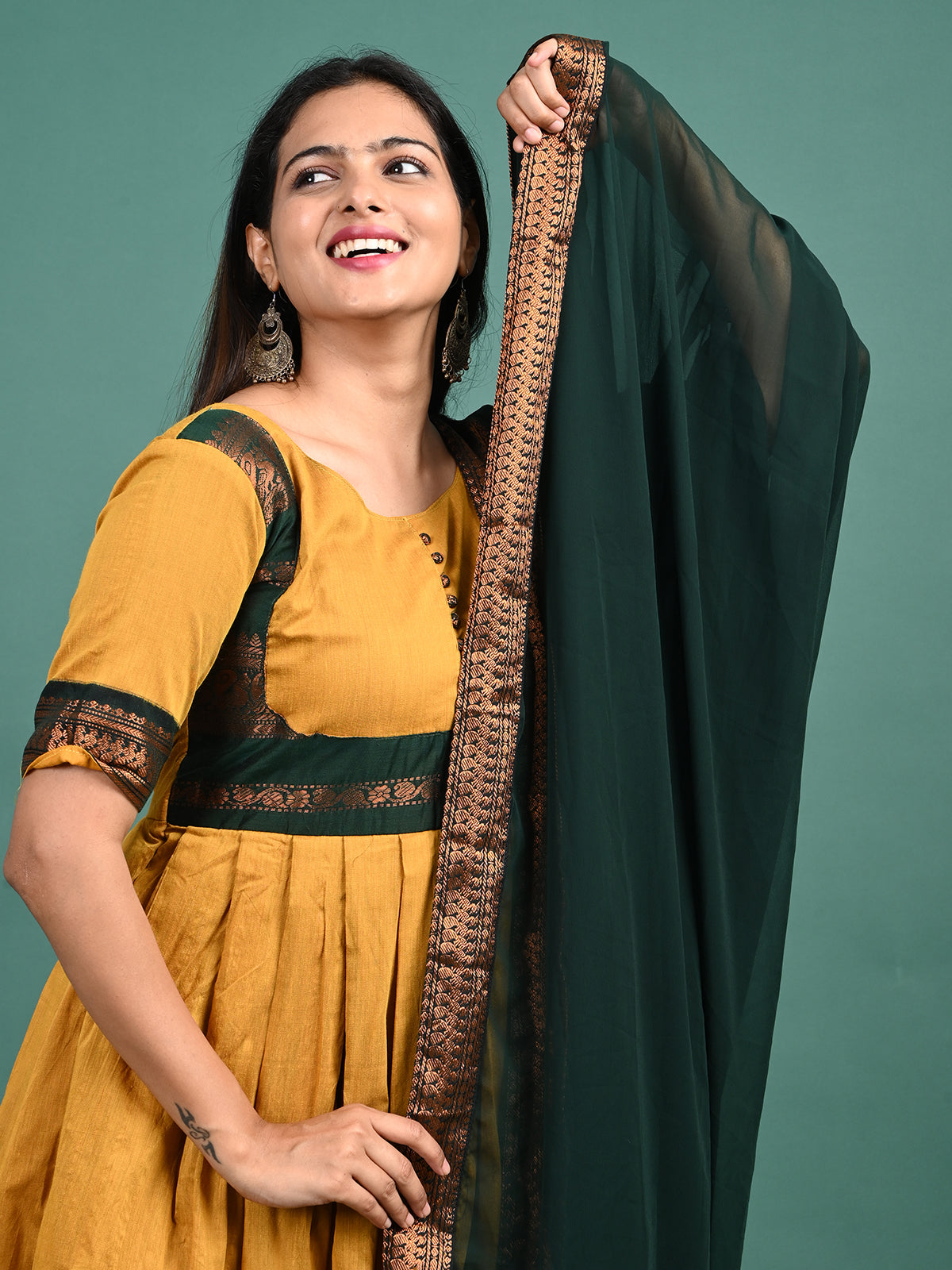 Kalyani Cotton Maxi Plated Gown with Shawl