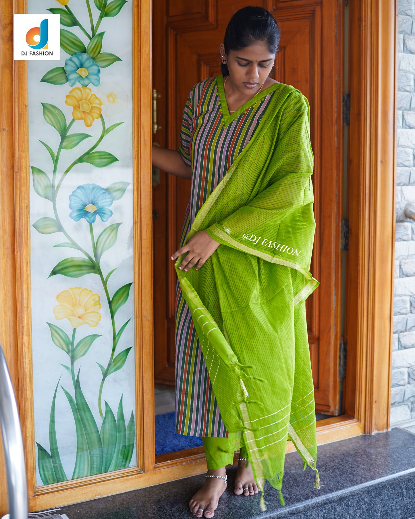 cotton 3 piece kurthi set with duppata - Green striped Design
