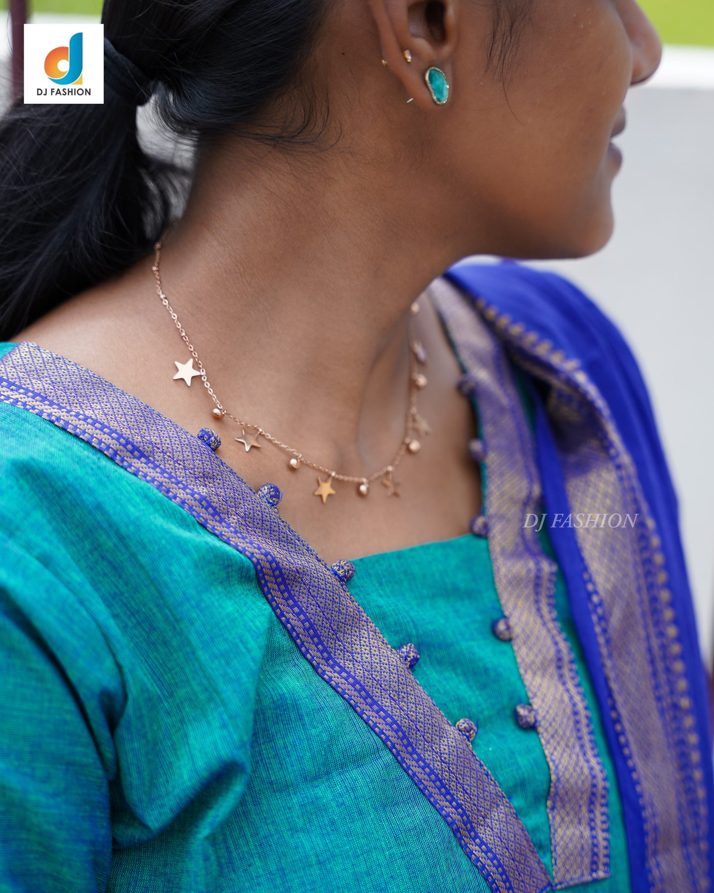 Traditional Mangalagiri Cotton Kutti Set with V-Patch Yoke & Potli Buttons