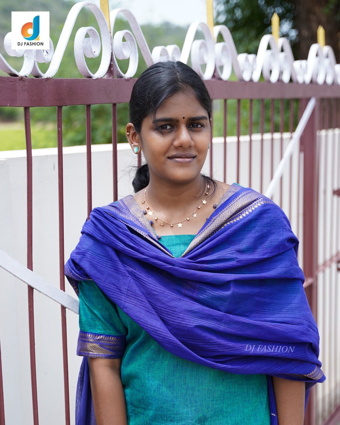 Traditional Mangalagiri Cotton Kutti Set with V-Patch Yoke & Potli Buttons