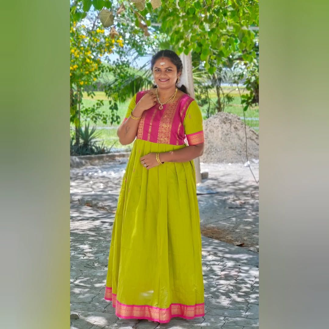 Kalyani Cotton Maxi Plated Gown with Shawl - Green